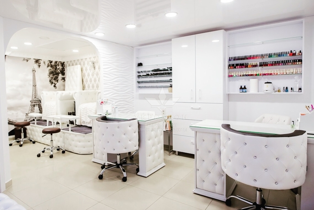 Педикюрное крісло трон queen