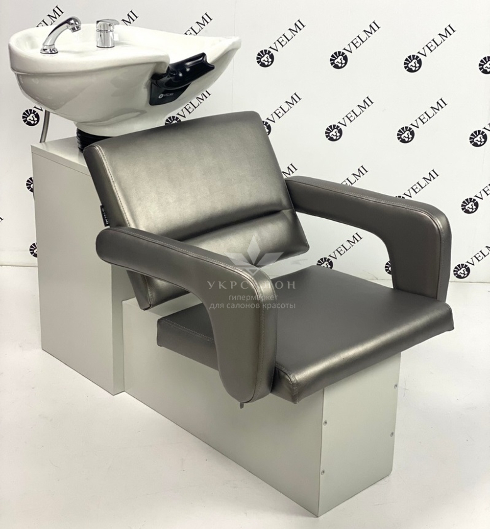 Комплект парикмахерской мебели Flamingo