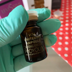 Відбілююча сироватка Pro You M Vita Whitening Ampoule з освітлюючим ефектом