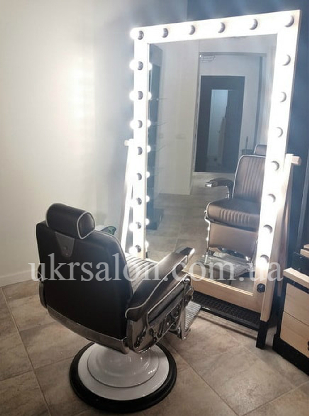 Парикмахерское кресло Barber Stig