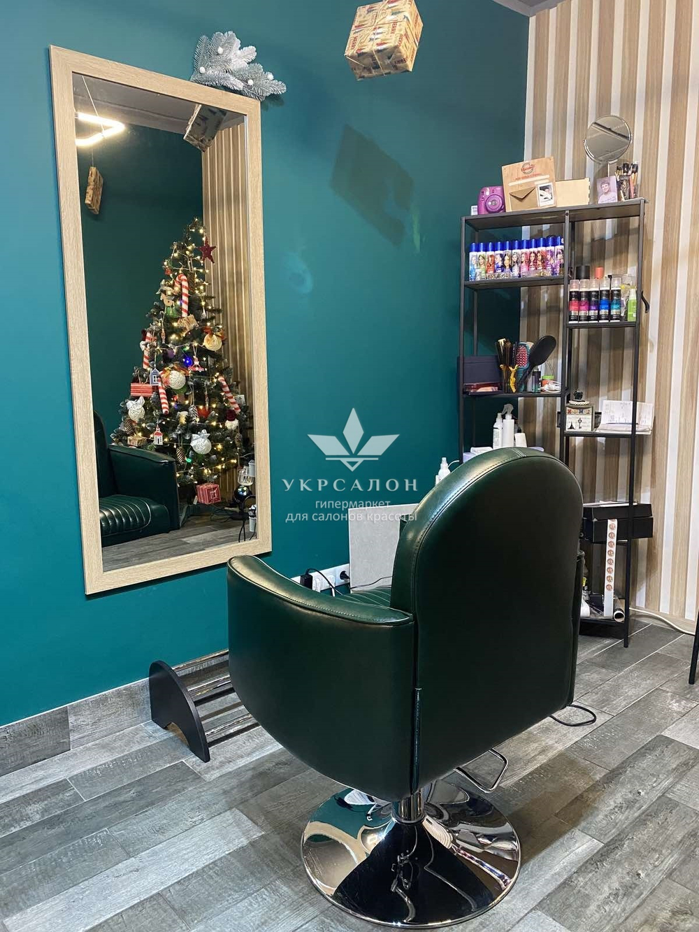 Перукарське крісло Vincent