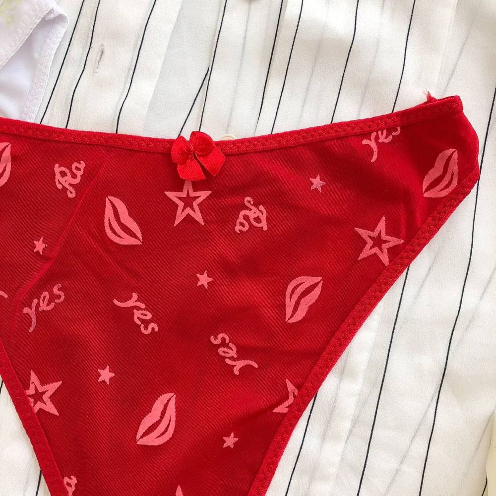 Стринги с узорами