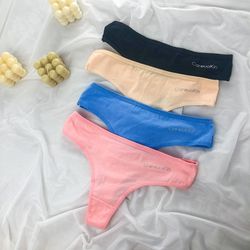 Класичні стрінги з мінімалістичним написом