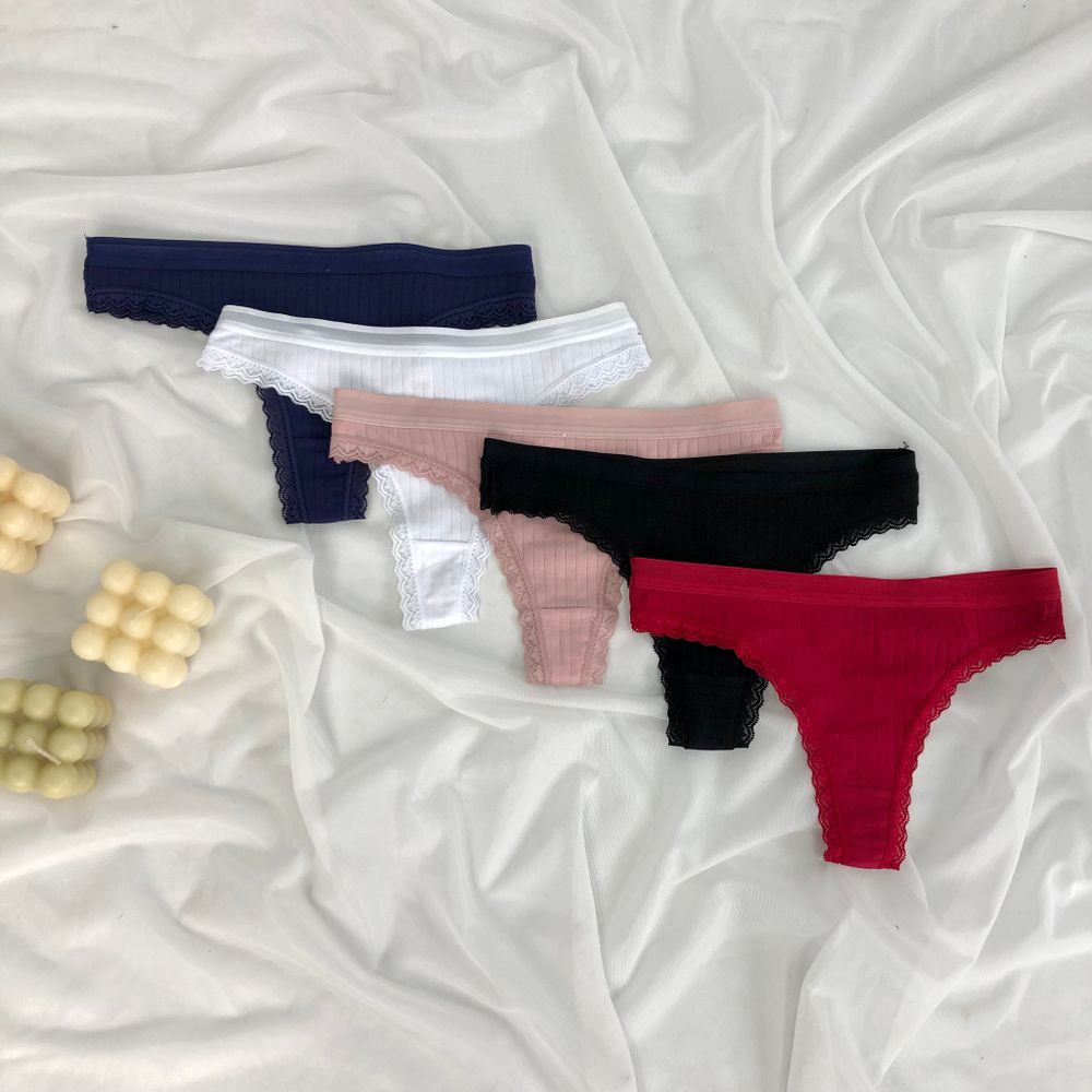 Стрінги в рубчик на широкій резинці