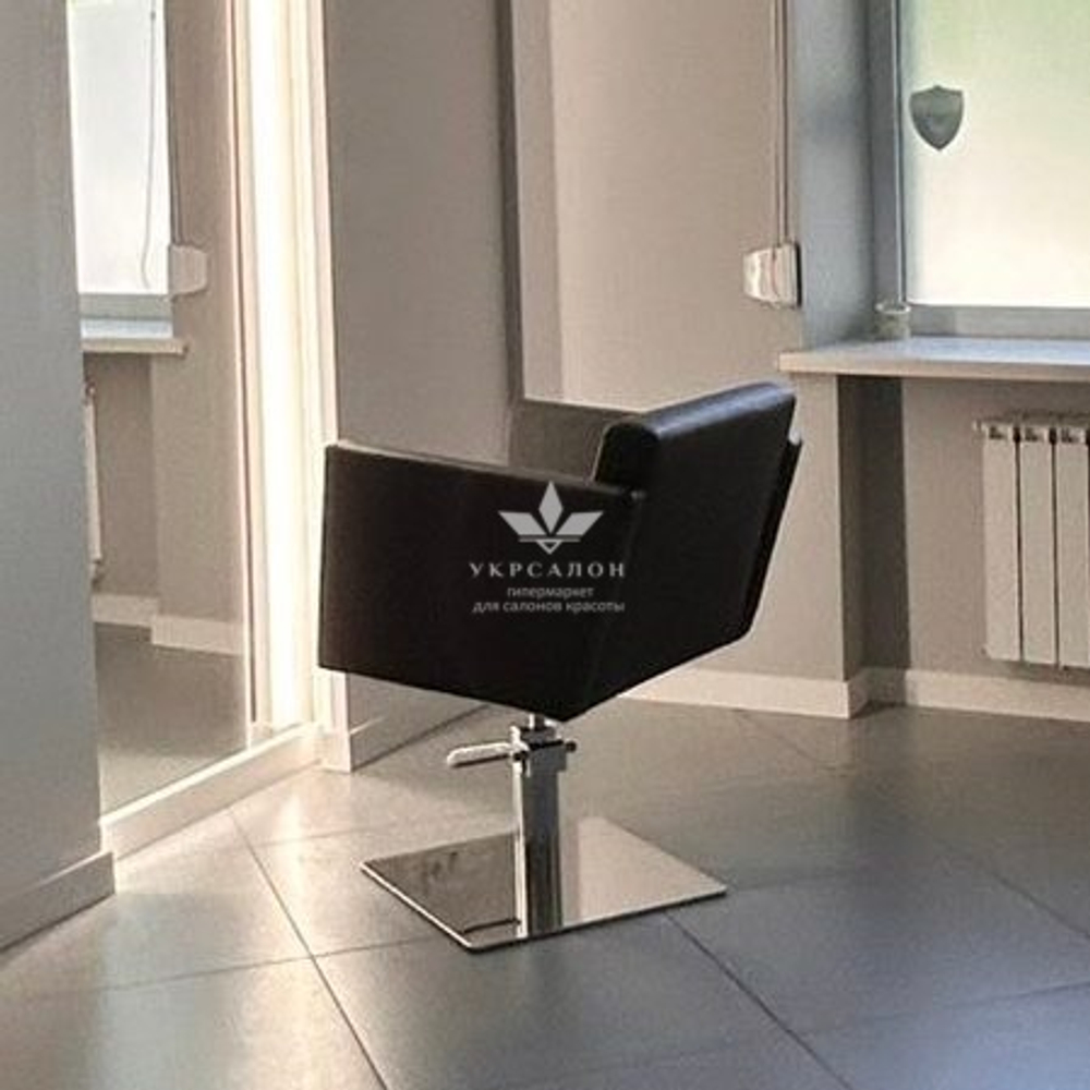 Комплект парикмахерской мебели Quadro