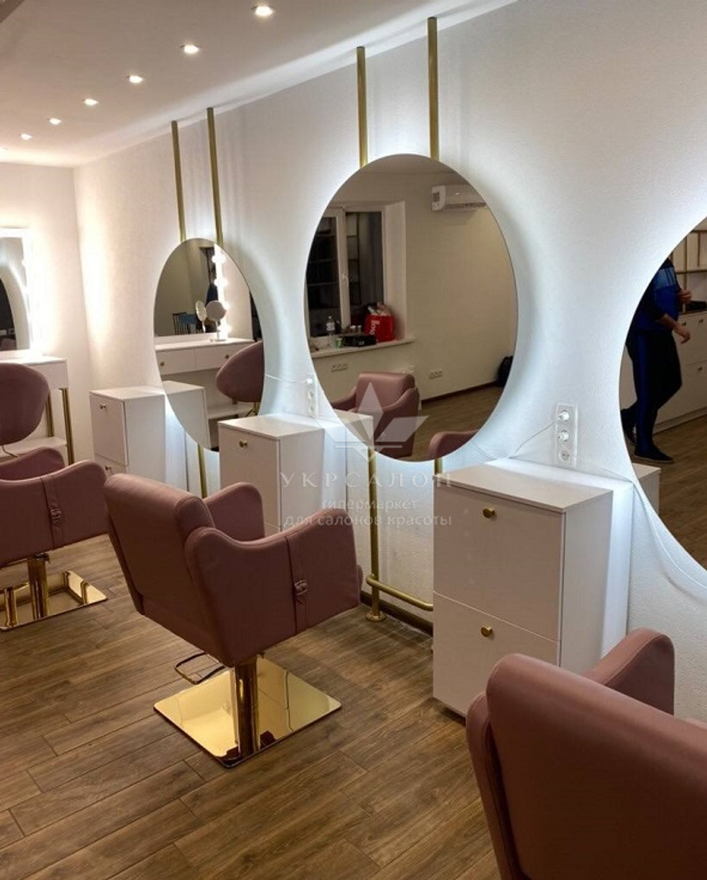 Парикмахерское кресло Sorento Gold
