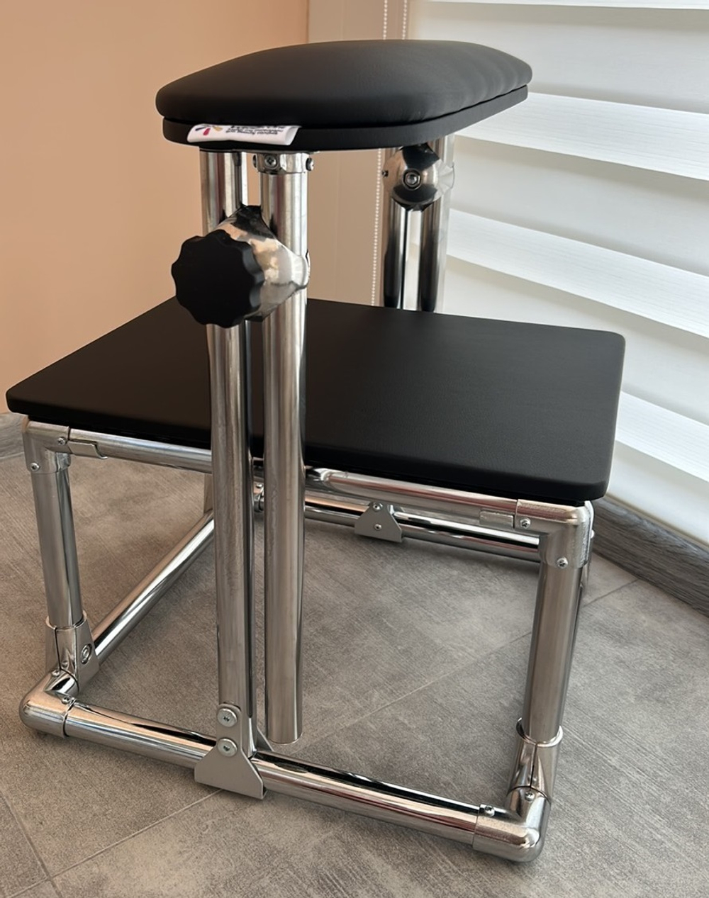 Підставка для педикюру Tertio 6