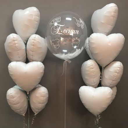 Шарики на выписку из роддома: белые сердечки и bubbles