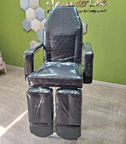 Педикюрне крісло Tertio Black