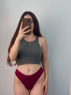 Класичні стрінги в рубчик