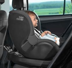 Автокресло детское Britax Römer Dualfix M Plus с базой Isofix 0+/1 (0-20 кг)