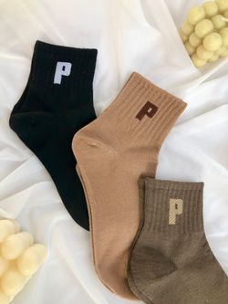 Шкарпетки з літерою Р високі