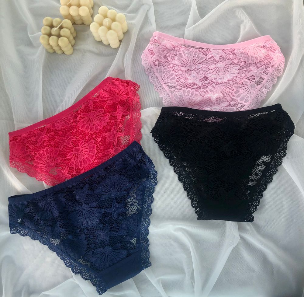 Сліпи з мереживом