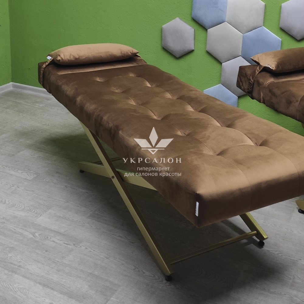 Косметологічна кушетка Tertio з регулюванням підголівника