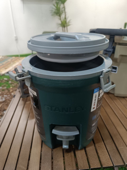 Емкость походная для воды 7,5 литров