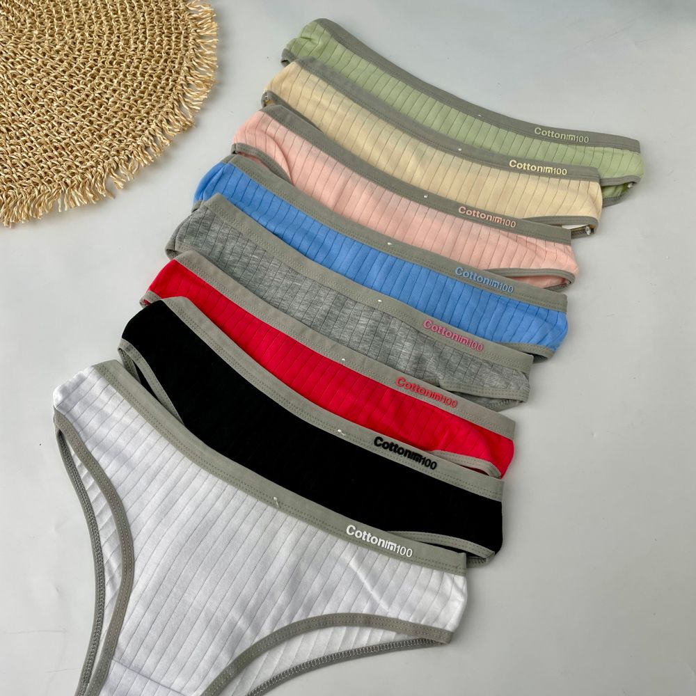 Американи в широкий рубчик