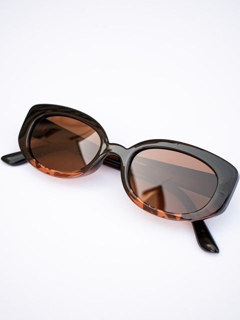 Солнцезащитные очки в коричневой оправе Zuzu фото 1