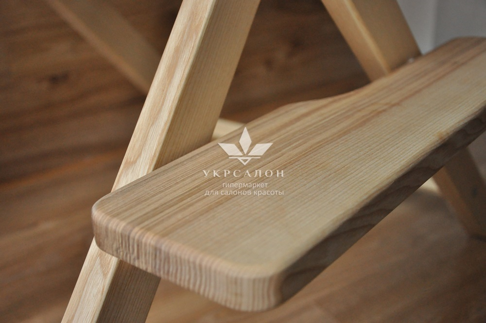 Складаний стілець для візажу Apolo 8