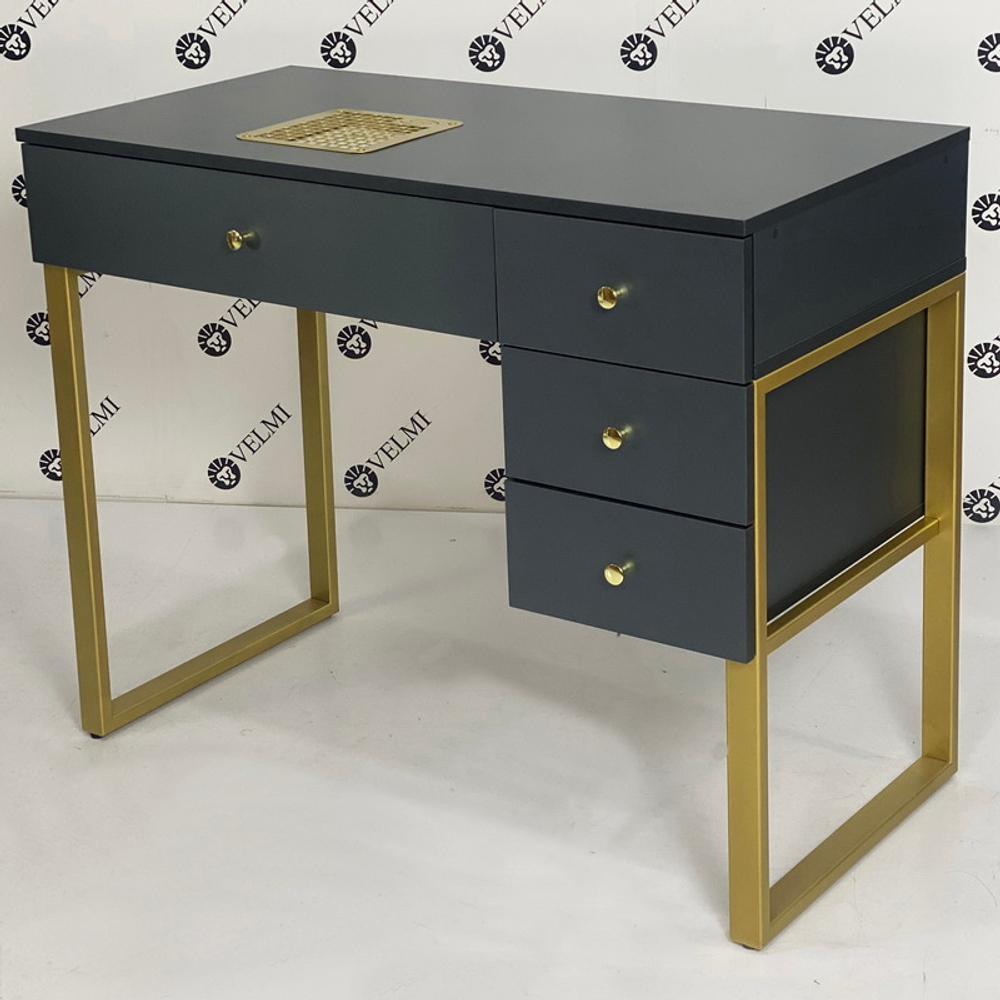 Манікюрний стіл Linda