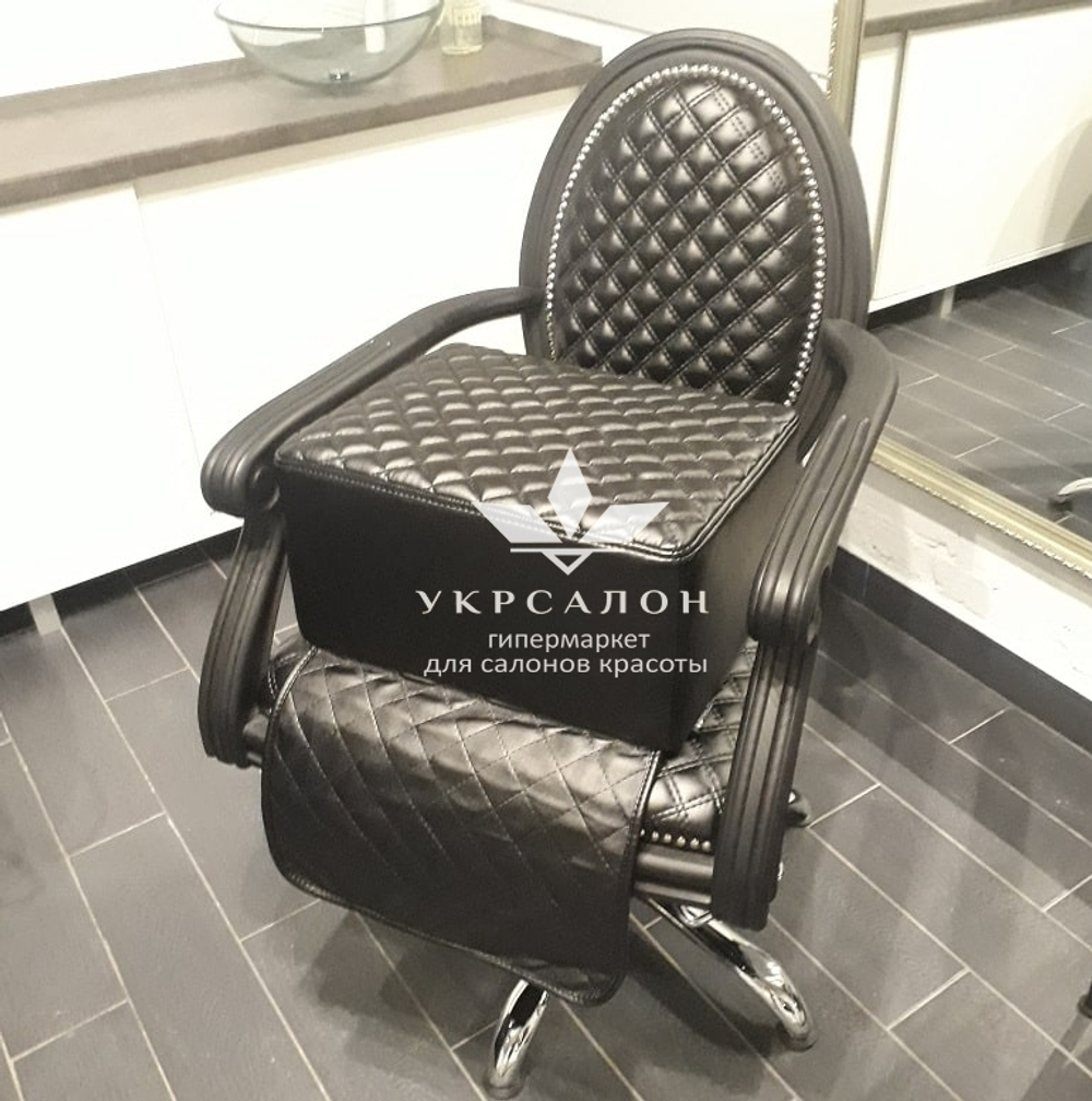 Парикмахерское кресло Mozart Black