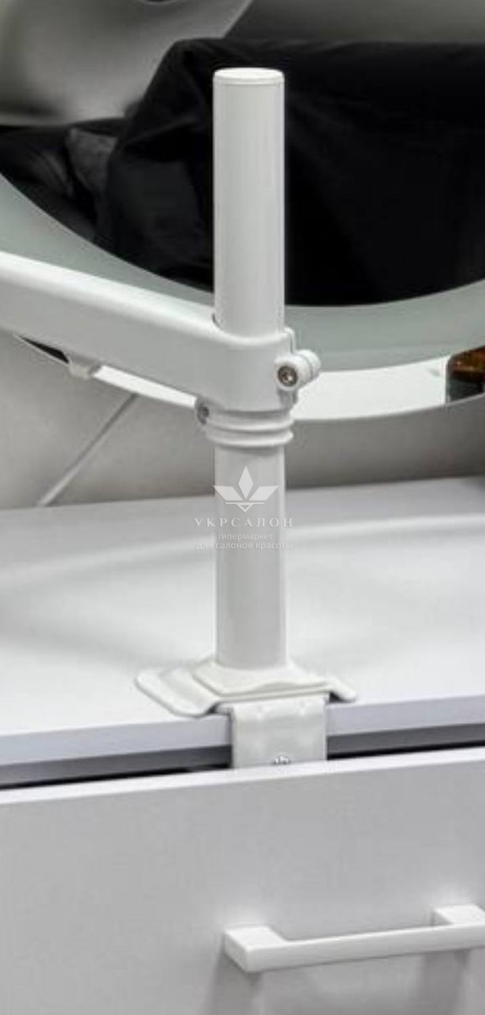 Витяжка для педикюру Keratex NailsX