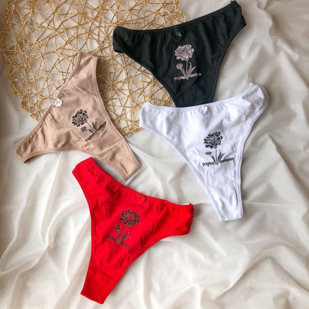 Бавовняні трусики високої посадки