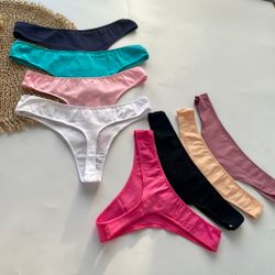 Однотонні стрінги