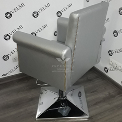 Перукарське крісло Menson