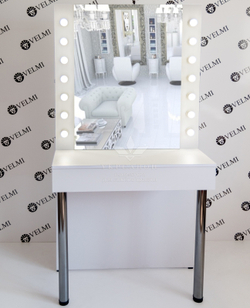 Рабочее место парикмахера-визажиста Sofia