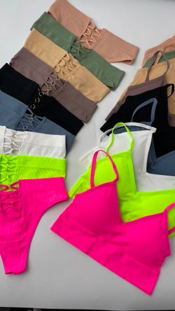 Комплект в рубчик з переплетом