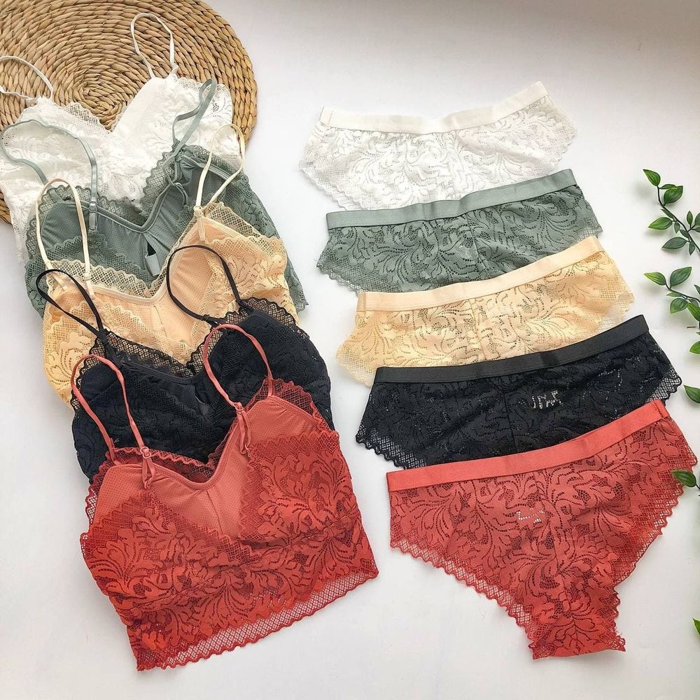 Кружевной комплект