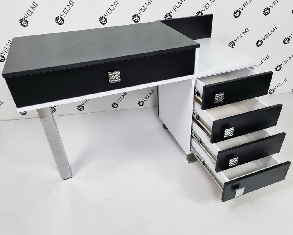 Маникюрный стол Continental