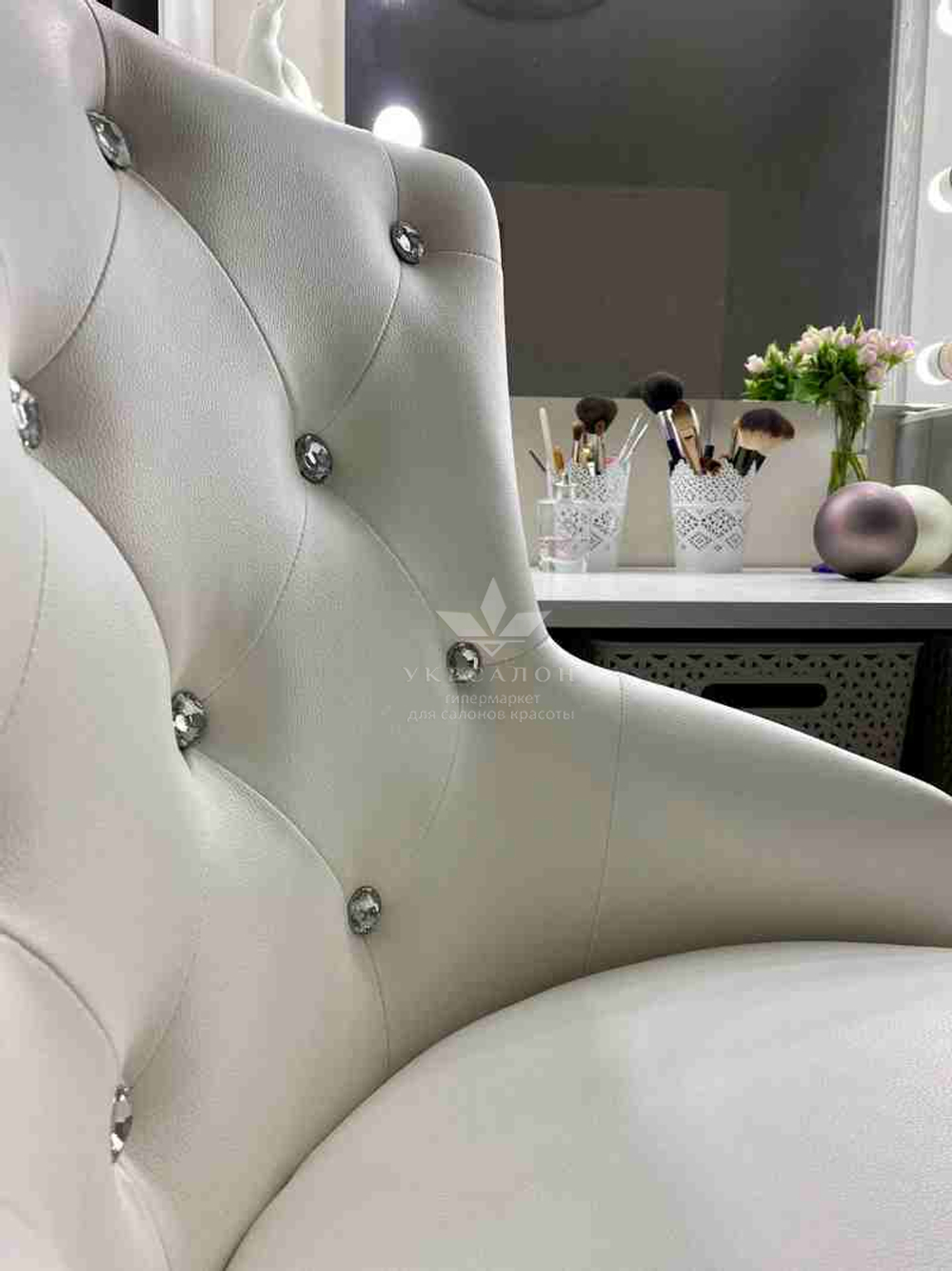 Стільчик майстра Ice Diamant