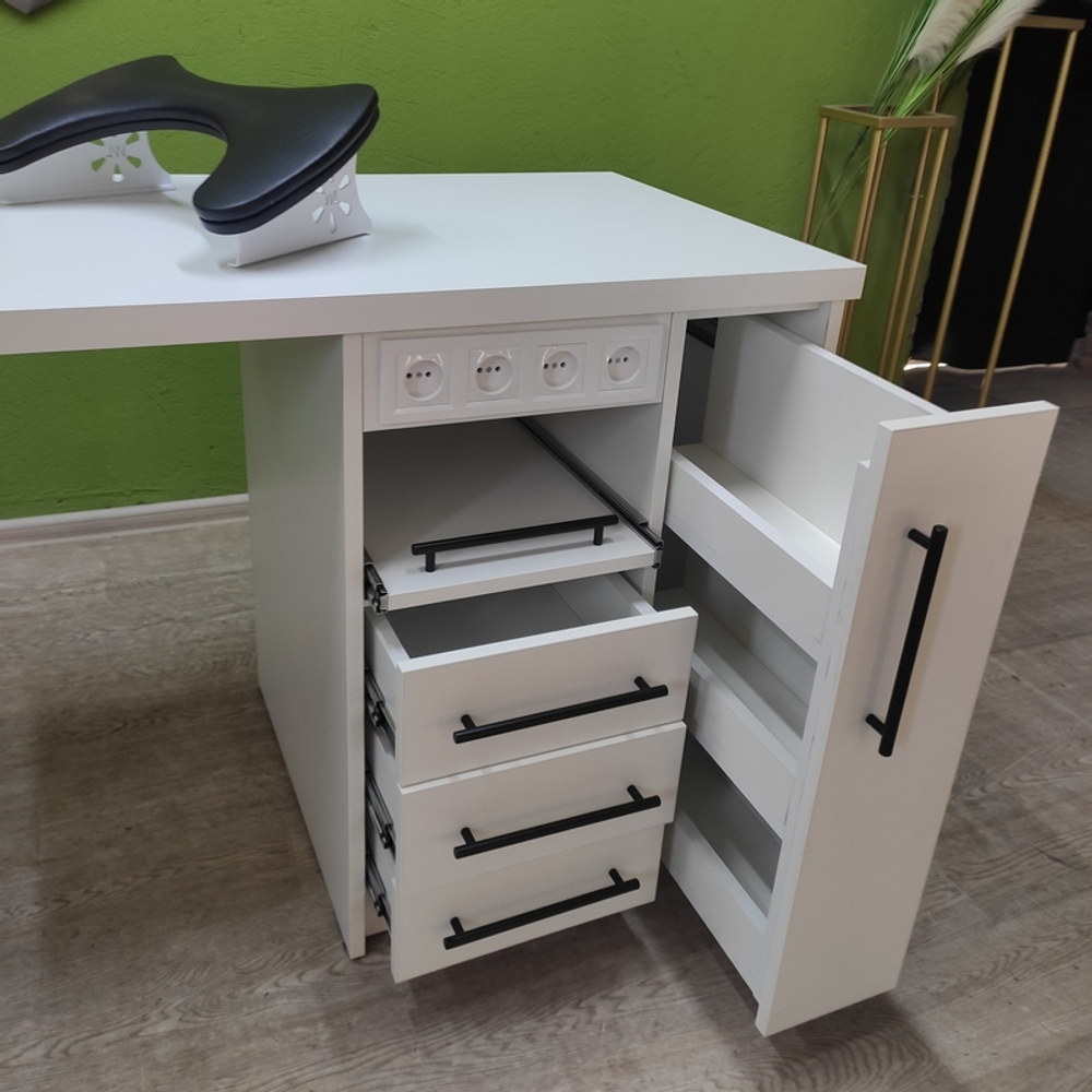 Маникюрный стол Tertio ArtNailCargo