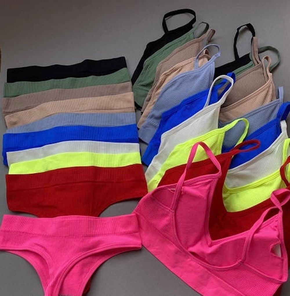 Базовий комплект на тонких бретелях