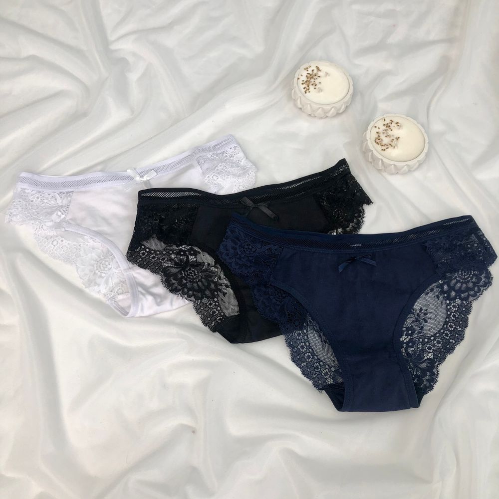 Сліпи з мереживом