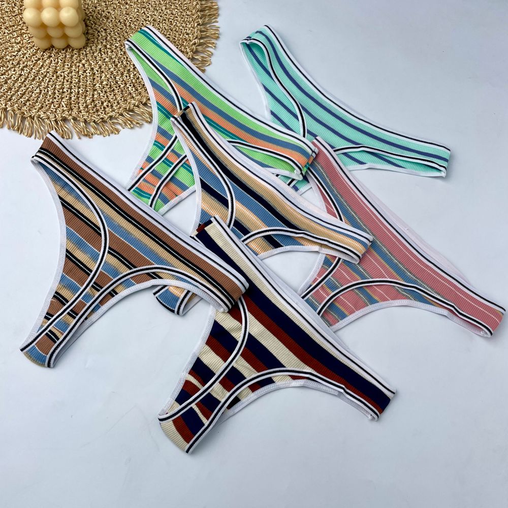 Стрінги в смужку