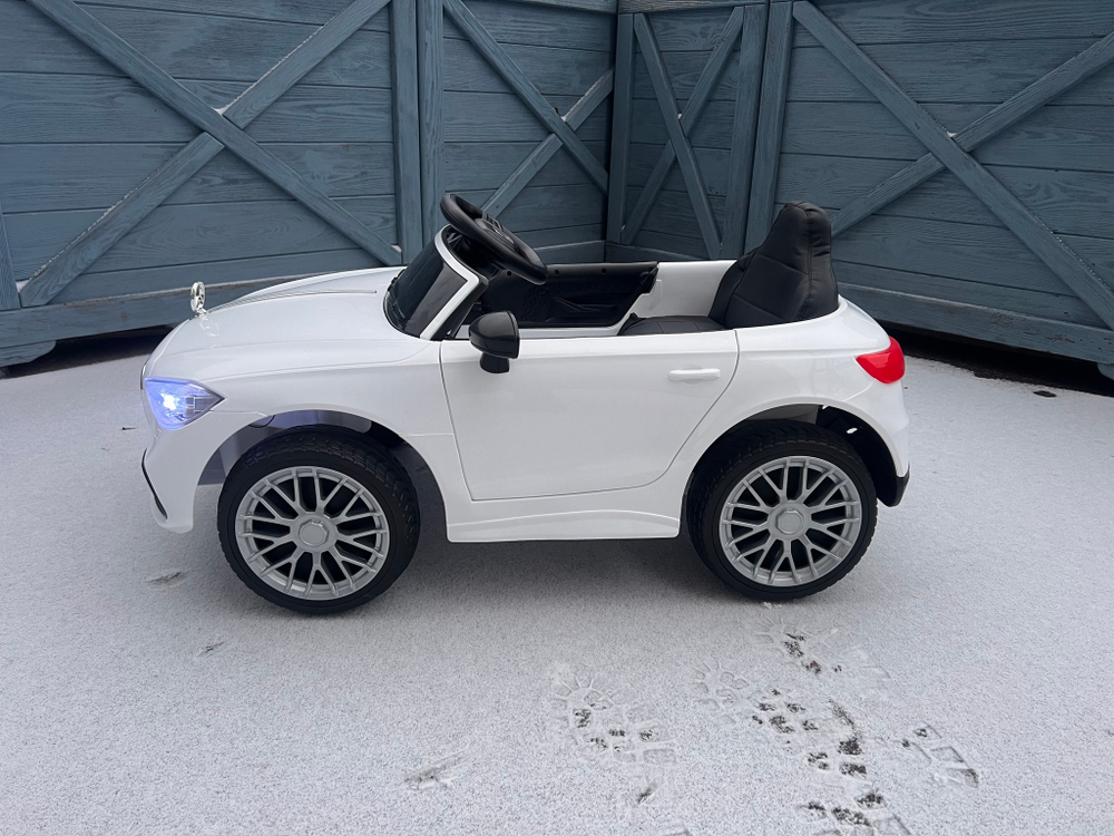 Дитячий електромобіль Mercedes (Мерседес) "WeKids Cars"