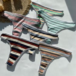 Стрінги в смужку