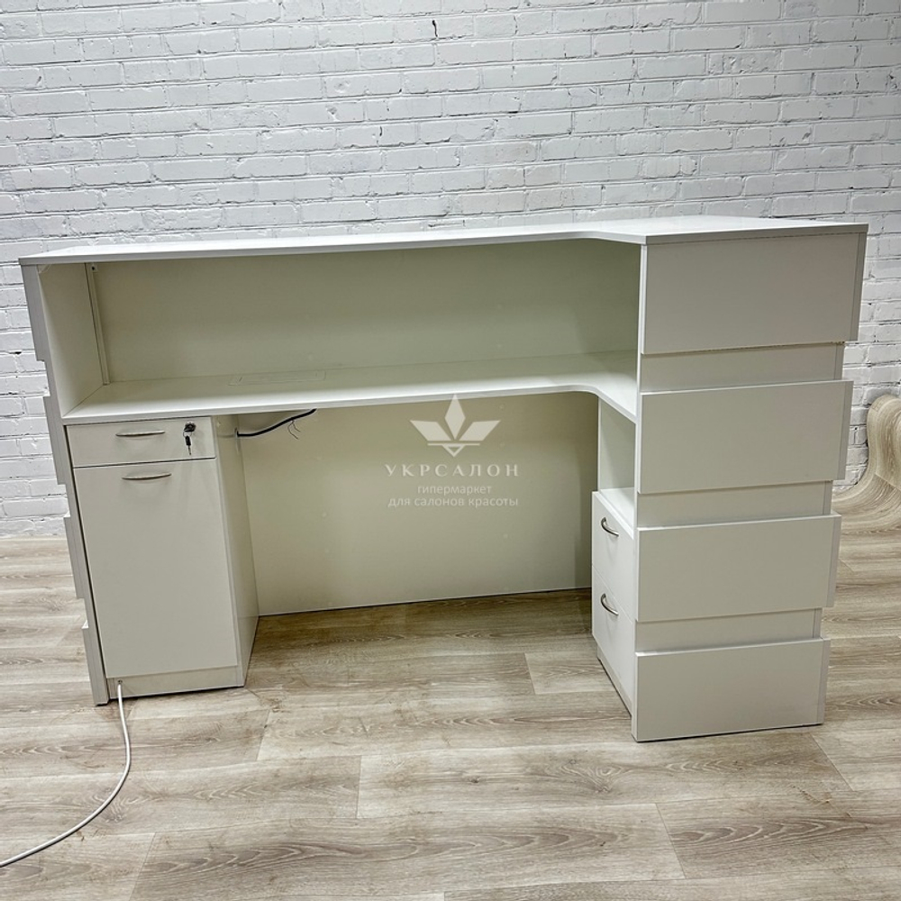 Стойка администратора угловая PEC-18