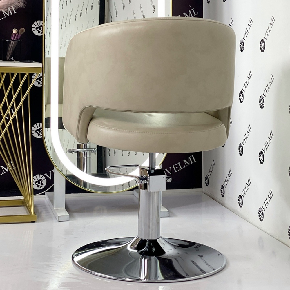 Парикмахерское кресло Leonor