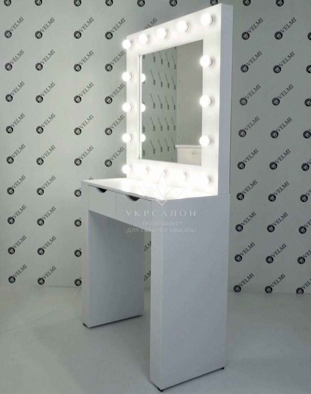 Парикмахерское рабочее место 718