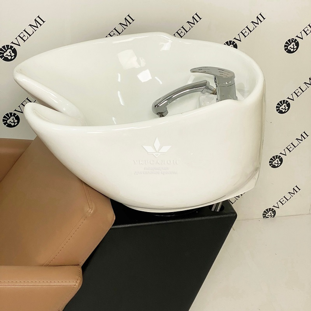 Перукарська мийка Lady Quadro