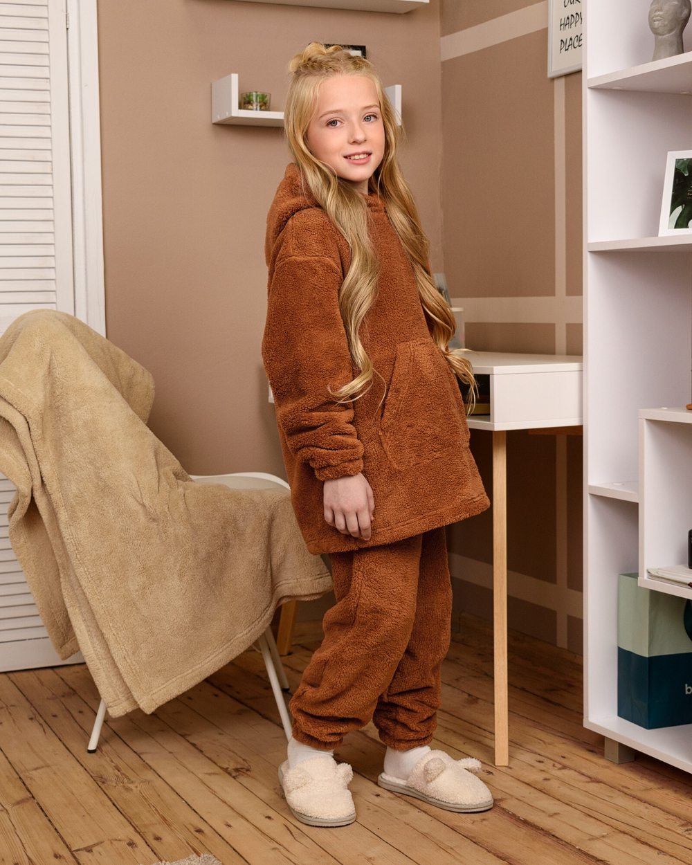 Костюм коричневий для дівчинки (арт. 5222300301)