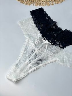 Витончений мереживний комплект