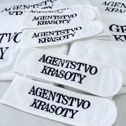 Косметическая повязка на голову