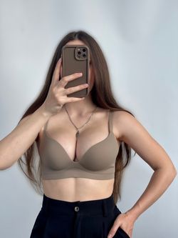 Безшовний бюстгальтер