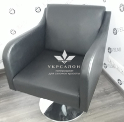 Парикмахерское кресло NICKI