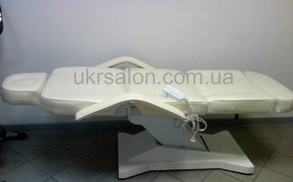 Електрична косметологічна кушетка 271А