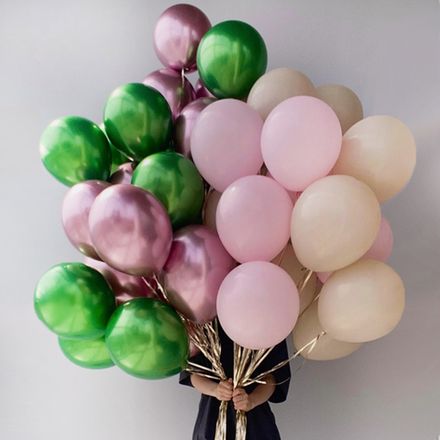 Шарики для девушки: хром зеленые, розовые и бежевые